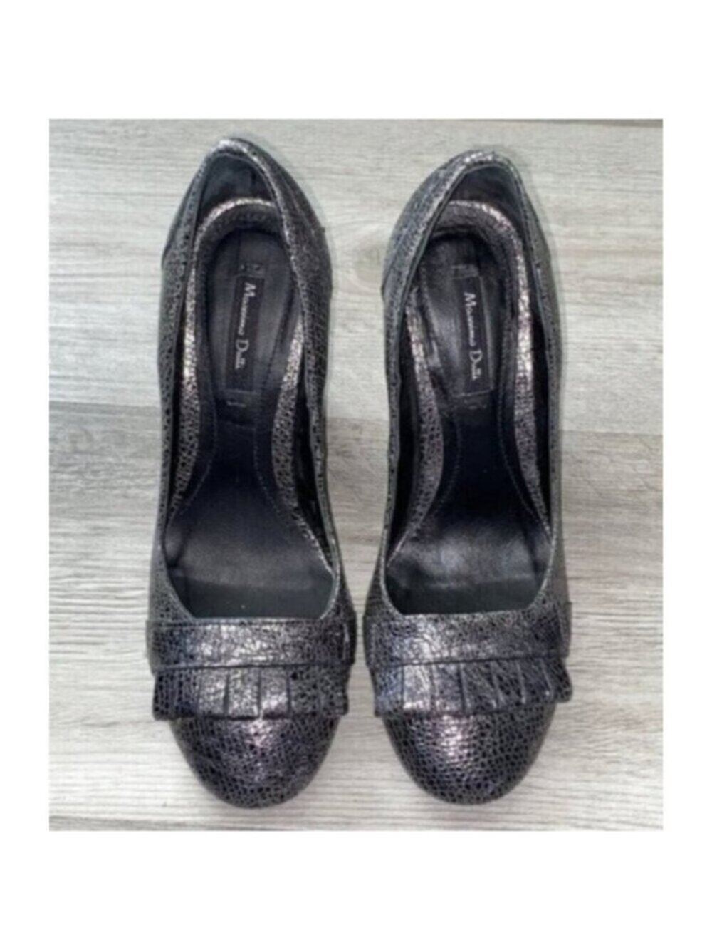 Massimo Dutti Plata Block Heels Leather Ruffle Trim Silver Gray $130 6.5 / 37